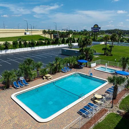 Days Inn By Wyndham Orlando Downtown Экстерьер фото