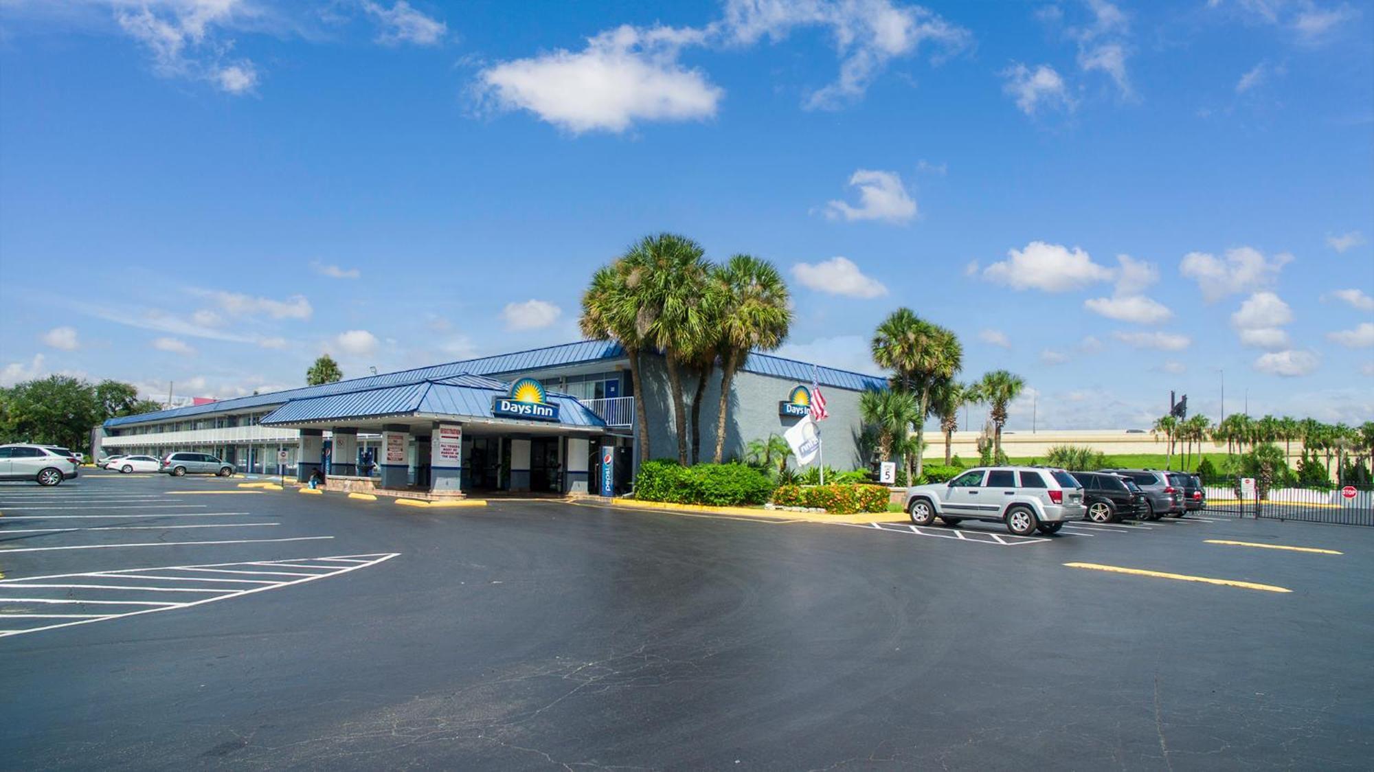 Days Inn By Wyndham Orlando Downtown Экстерьер фото